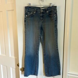 DKNY Petites Jeans Size 10L Medium Wash Demin Cropped Flair